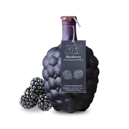 亚美尼亚半甜黑莓酒750ml礼盒装